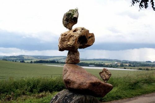 Балансировка камней или искусство равновесия