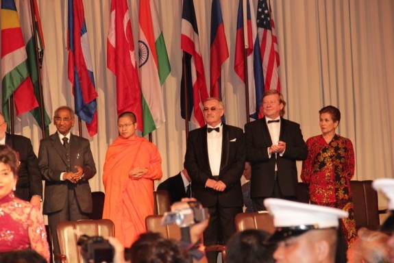 Reportaj despre acordarea Premiului Internaţional Guzi 2011 la 1 decembrie 2011