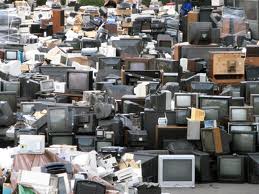 Uniunea Europeană îşi propune să colecteze 45 tone de deşeuri electrice şi electronice până în 2016