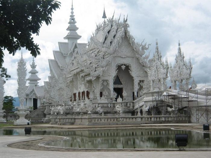 Белый храм Тайского Будизма (+Фото)
