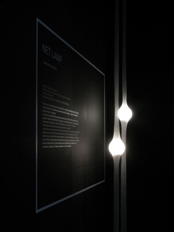 Светодиодная люстра поймана в сети японского дизайнера