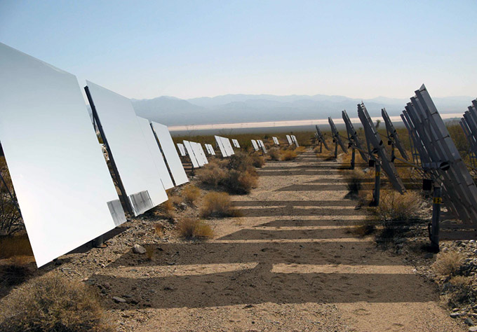 Солнечная башня в пустыне Калифорнии от RAFAA