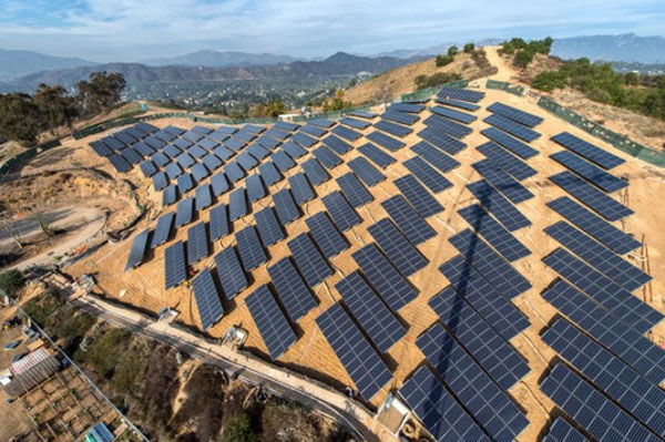 Новый солнечный массив в Лос-Анджелесе меняет представления о солнечных электростанциях