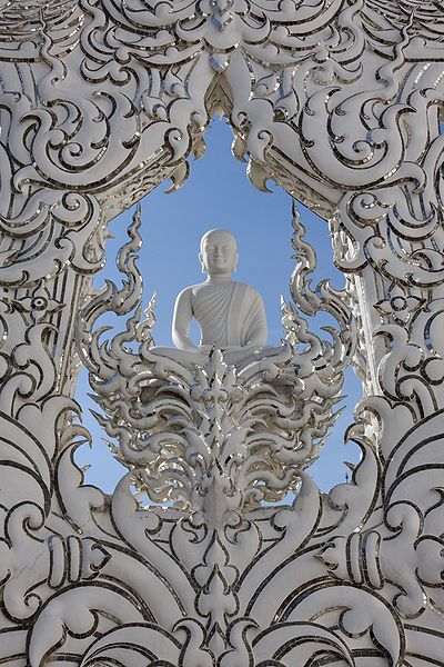 Белый храм Ват Ронг Кхун (Wat Rong Khun), Чианграй, Таиланд