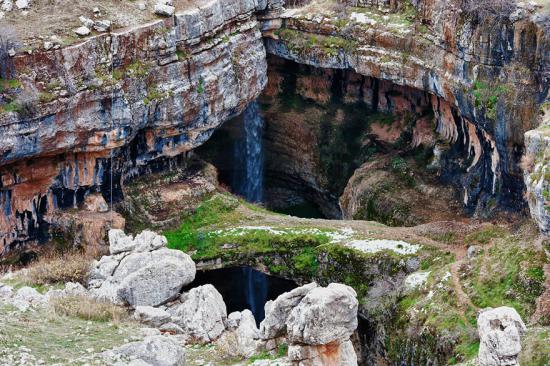 ливанская пещера
