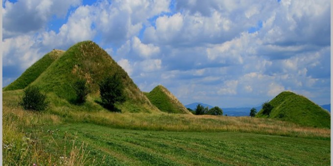  Пирамидальный комплекс Шона в Румынии