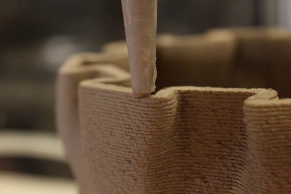 Дома из глины будут печатать на 3D принтер