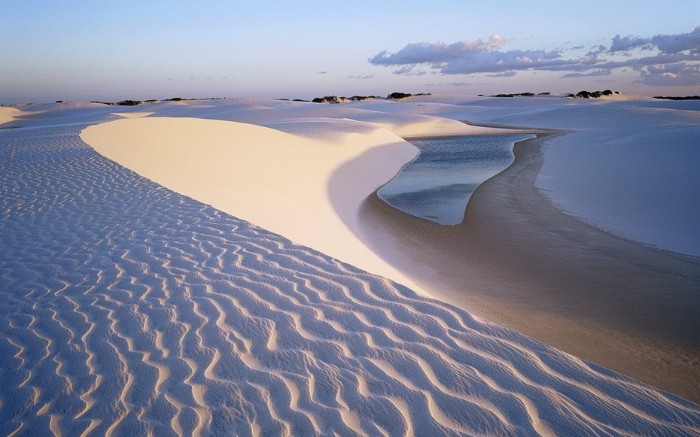 белый песок