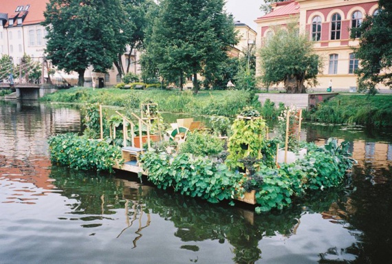 Fyrisan - плавучий огород в центре города