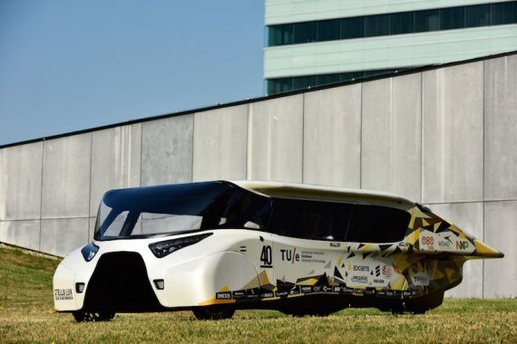 Stella Lux - электромобиль, который генерирует больше энергии, чем потребляет