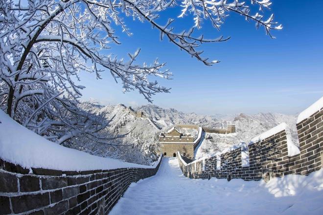 Великая Китайская стена покрылась снегом — захватывающее зрелище