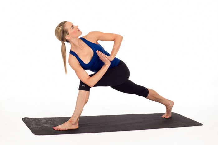 8 упражнений и поз из йоги, с которыми вы навсегда забудете о радикулите и болях в спине 
