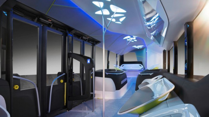 «Мерседес» показал беспилотный автобус будущего