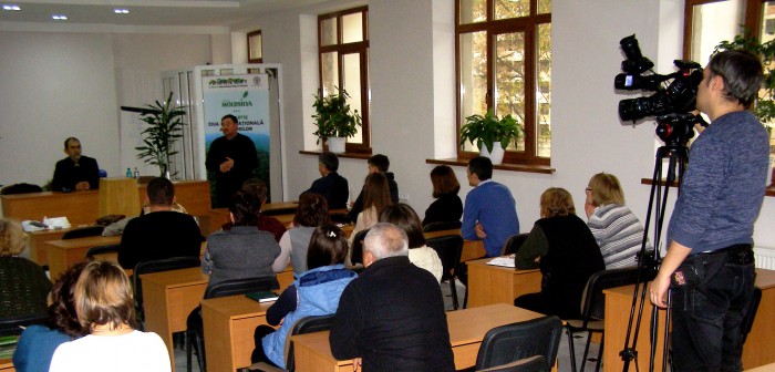 Гусман Минлебаев активно презентовал себя и свои достижения в Кишиневе. Гусман Минлебаев восстанавливает убитые земли
