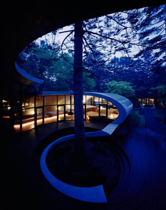Дом-раковина располагается далеко в лесах Каруидзавы, спроектированн архитектурной фирмой «Artechnic», просто великолепен (+Фото)