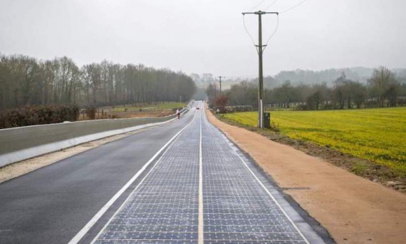 Целый километр дороги из солнечных панелей уже выложен во Франции (+Видео)