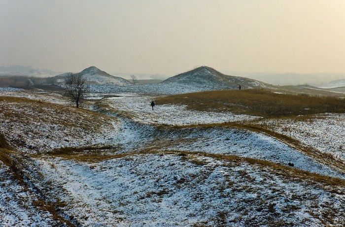 Долина "Сто холмов" большое скопление древних курганов (+Фото)