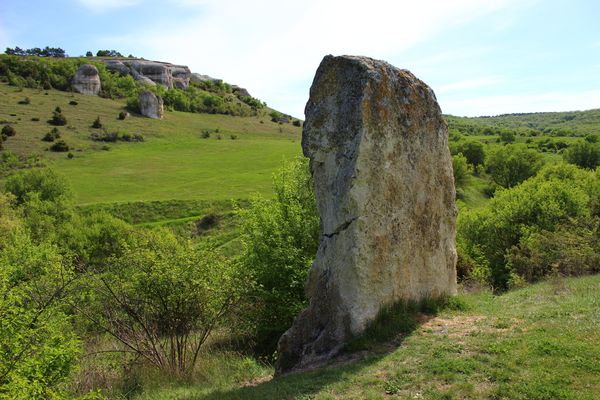 Менгиры Крыма - камни эпохи неолита (+Фото)