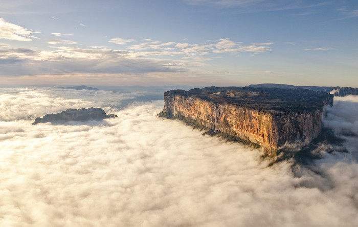 Затерянный мир - Рорайма - столовая гора в Южной Америке (Фото)