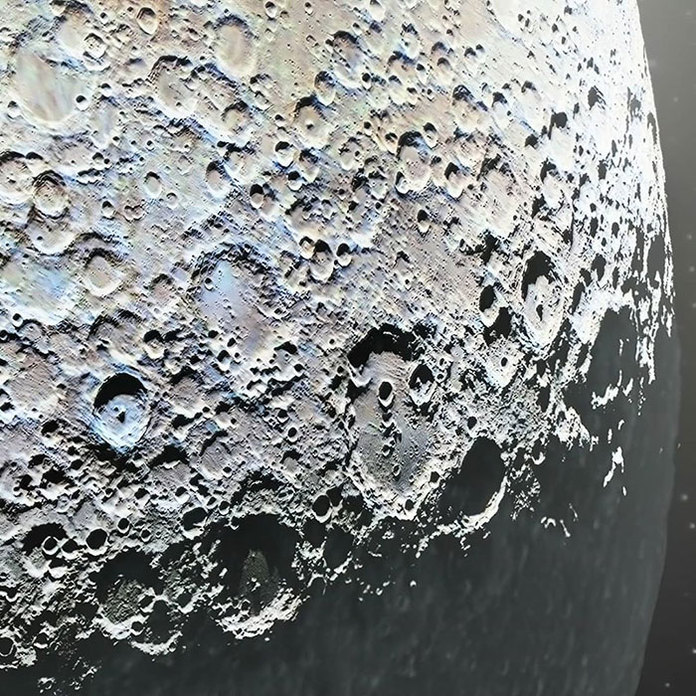 Фотограф сделал тысячи снимков Луны и собрал из них одно сверхчеткое изображение