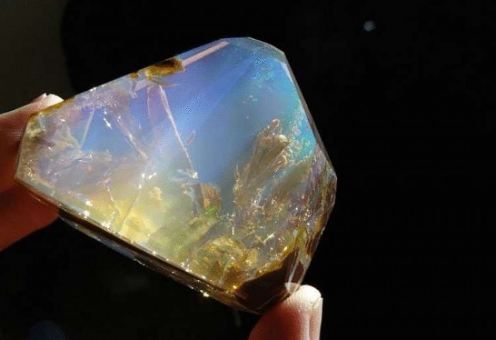Самые завораживающие камни в мире (Фото)