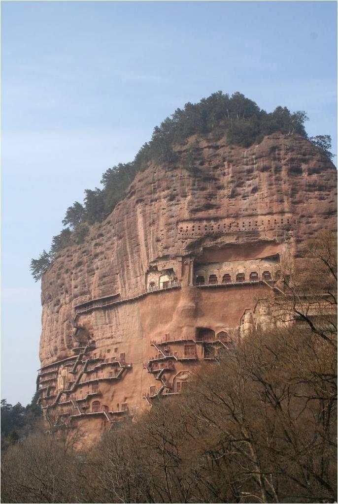 Грандиозные пещеры Майцзишань (+Фото)